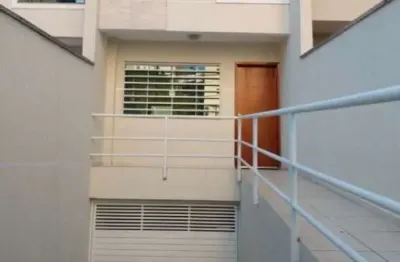 Sobrado com 1 suite e 3 vagas na região da vila formosa .