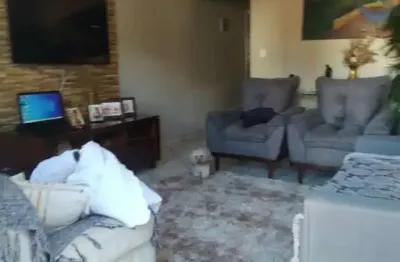 Sobrado na região da penha com 2 dorm 2 vagas muito bem localizado