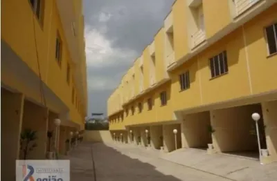 Casa em condominio fechado vila ré 1200 metros do metrô patriarca