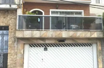 Sobrado frontal com 3 dormitorios e 1 suite na vila re