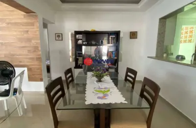 Sobrado para fins comercial ou residencial no boqueirão