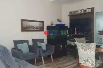 Bela casa triplex com 3 dormitórios no campo grande