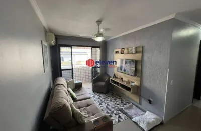 Apartamento de 2 quartos, 2 banheiros, com 2 elevadores, de frente, com piscina e churrasqueira - uma suíte[