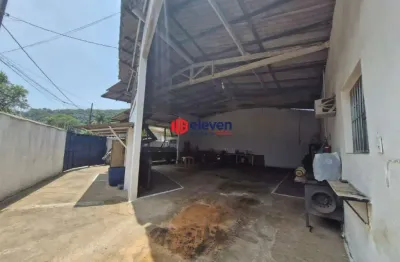 Galpão industrial de 250 m² em local de fácil acesso!!!