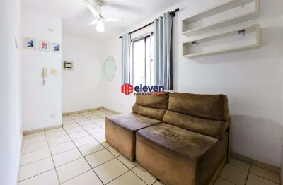 Oportunidade Única a 50m da Praia do Boqueirão - Apartamento com Potencial de Valorização!