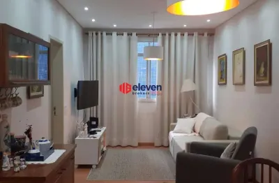 Excelente apartamento reformado com 3 quartos e suíte na avenida ana costa, santos