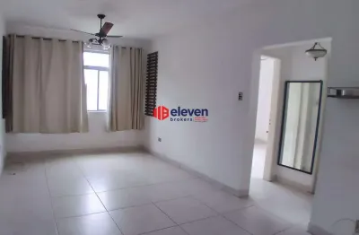 Oportunidade única apartamento a apenas 1 quadra da praia!