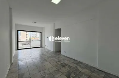 Apartamento com sacada à venda na ponta da praia - santos/sp