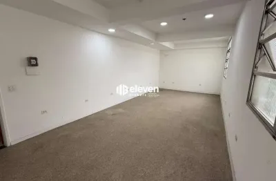 Sala comercial para alugar na Rua Amador Bueno, Centro, Santos