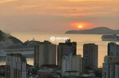 Apartamento com suíte e varanda gourmet na ponta da praia – 2 vagas fechadas!