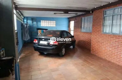 Casa com quintal amplo e 3 dormitórios – ótima localização!