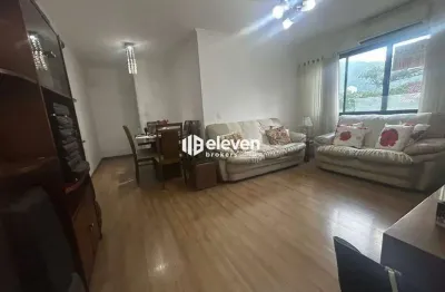 Apartamento amplo no marapé – 3 dormitórios, 1 suíte, vaga demarcada e próximo ao canal 1