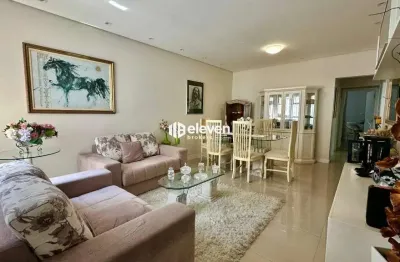 Apartamento de 122m2 reformado com 2 suítes no coração do gonzaga – localização imbatível!