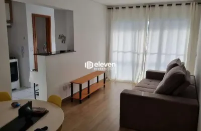 Apartamento mobiliado com 2 dormitórios (1 suíte), varanda com churrasqueira e lazer completo – santos/sp