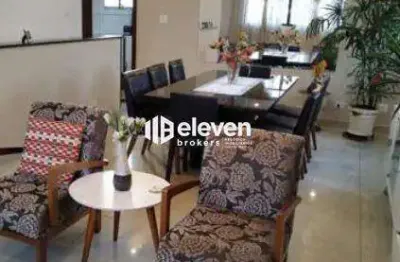 Casa à venda com 4 quartos, 2 vagas, 196 m², no parque são vicente, são vicente/sp