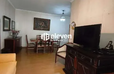 Apartamento à venda a 50 metros da praia da aparecida, santos | 2 dormitórios (1 suíte) | vaga demarcada