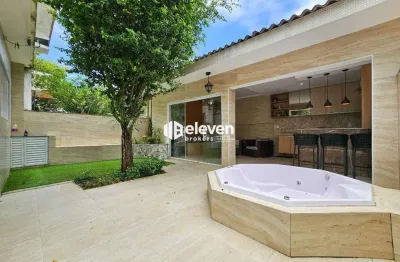 Sobrado à Venda na Ponta da Praia, Santos – 188 m², Jacuzzi, Espaço Gourmet e 2 Vagas