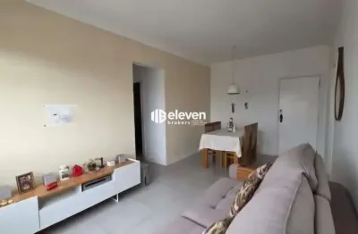 Apartamento à venda, suíte e vaga de garagem no Marapé, Santos/SP