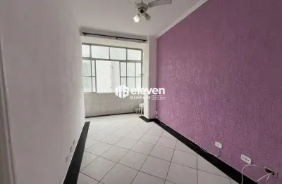 Apartamento em São Vicente, Itararé, 1 dormitório a 1 quadra da praia!