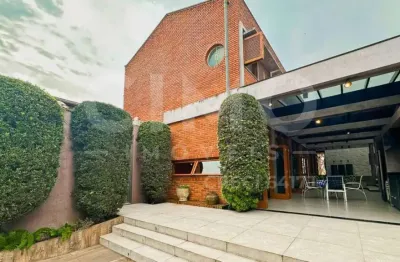 Casa com piscina, área gourmet e 4 dormitórios - itoupava norte blumenau