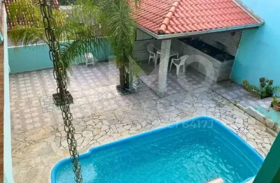 Casa em brusque com 4 dormitórios, 3 banheiros e 3 vagas com piscina