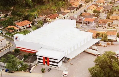 Galpão industrial/comercial para locação com 4.690 m² em gaspar