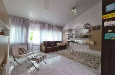 Casa com 3 suítes, piscina e espaço gourmet à venda no centro de pomerode