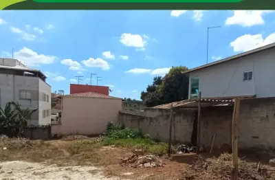 Lote em bairro multifamiliar - 05 minutos do centro - parc. murado