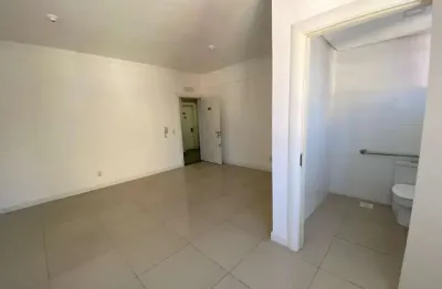Sala comercial à venda na rua bento gonçalves, 673, centro, são leopoldo por r$ 250.000