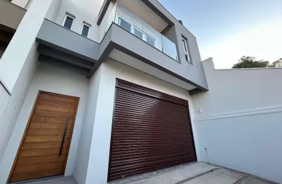 Casa com 3 quartos à venda na rua eloy roch, 304, cristo rei, são leopoldo por r$ 1.258.000