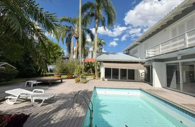 Casa com 3 quartos à venda na rua fagundes varela, 71, morro do espelho, são leopoldo por r$ 2.400.000