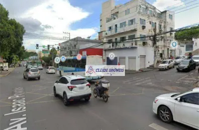 Oferta: prédio comercial avenida isaac povoas com a rua comandante costa