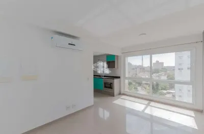 Apartamento com 2 quartos à venda na rua bezerra de menezes, 623, passo da areia, porto alegre por r$ 596.000