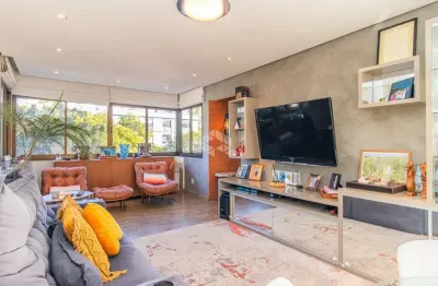Apartamento com 2 quartos à venda na avenida mariland, 1060, são joão, porto alegre por r$ 850.000