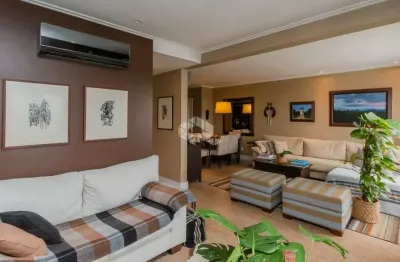 Apartamento com 2 quartos à venda na rua quintino bocaiúva, 1505, floresta, porto alegre por r$ 900.000