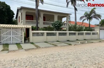 Casa à venda em jacaúna-ce: 4 quartos, 3 suítes, 4 vagas, 200m² - imperdível oportunidade no bairro de jacaúna!