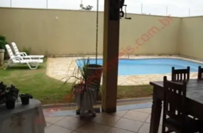 Casa com 3 quartos à venda na rua roberto jensen 221, jardim jacyra, americana, 325 m2 por r$ 650.000