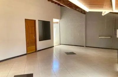 Casa com 3 quartos à venda na rua das papoulas, centro, elias fausto por r$ 470.000