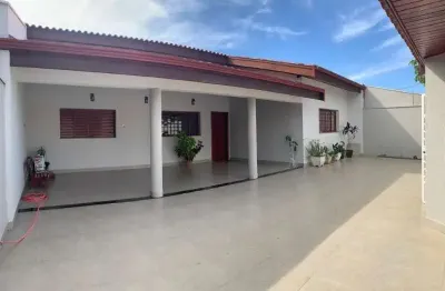 Casa com 3 quartos à venda na avenida brasil norte, jardim ipiranga, americana, 325 m2 por r$ 230.000