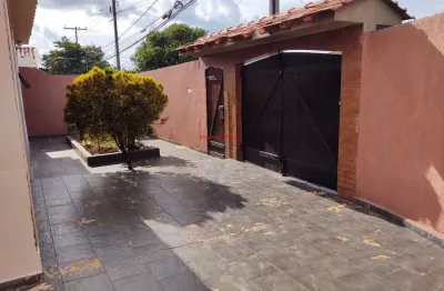 Casa com 2 quartos à venda na mollon, vila molon, americana por r$ 400.000