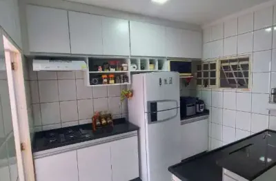Casa com 3 quartos à venda na rua sempre viva, 340, jardim nielsen ville, americana por r$ 150.000