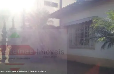 Casa com piscina residencial ou comercial na região central