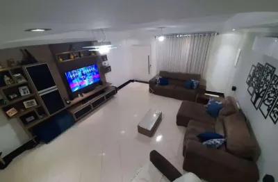 Sobrado com 3 dormitórios à venda, 121 m² por r$ 605.000,00 - maracanã - praia grande/sp