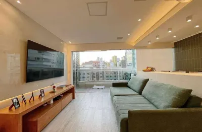 Apartamento duplex alto padrão com 2 suítes no canto do forte!