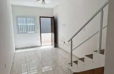 Sobrado com 2 dormitórios à venda, 62 m² por r$ 395.000 - vila guilhermina - praia grande/sp
