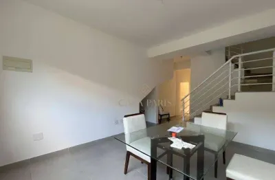 Casa de condomínio com 2 dormitórios à venda, 67 m² por R$ 378.000 - Tude Bastos - Praia Grande/SP