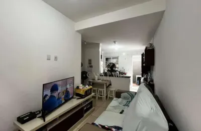 Sobrado de condomínio com 2 dormitórios à venda, 54 m² por R$ 370.000 - Tupi - Praia Grande/SP