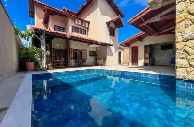 Sobrado com 05 dormitórios à venda, 450 m² por R$ 2.200.000 - Balneário Flórida - Praia Grande/SP