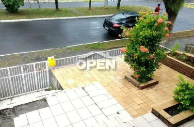 Casa com 4 quartos à venda na Rua João Leivas de Carvalho, São José, Canoas