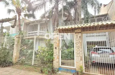 Casa à venda – 3 dormitórios, suíte com closet, piscina e quiosque | próximo ao parkshopping canoas